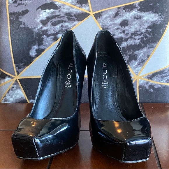 Leather Ballerina Toe Heels - Picture 2 of 8